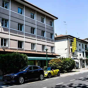 Vienna 3*, مارغيرا إيطاليا