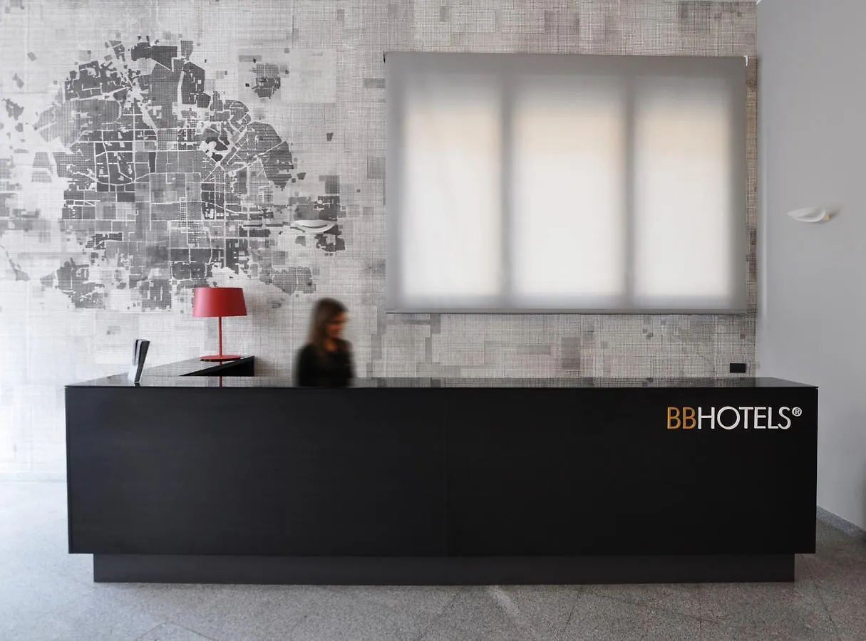 Bb Hotels Aparthotel Isola Milan