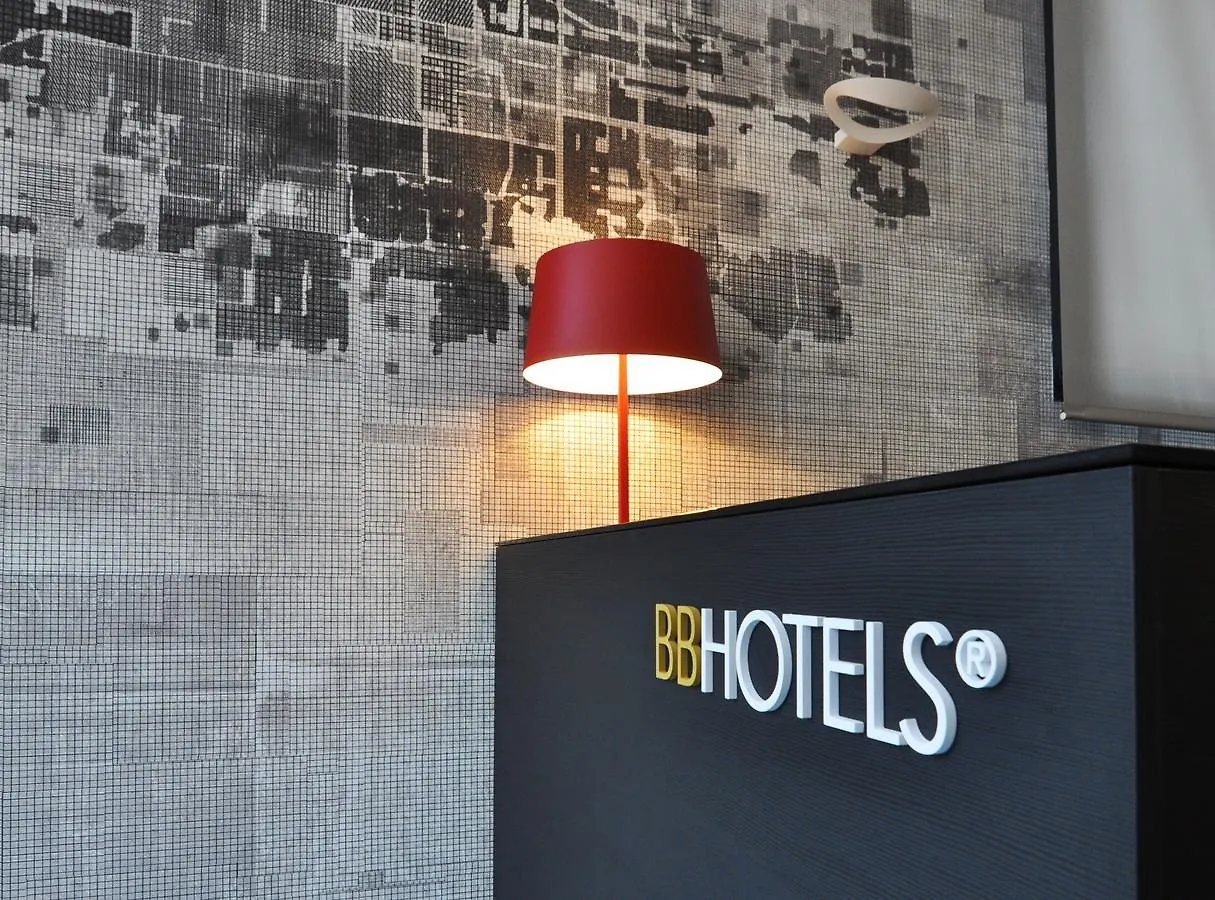 Bb Hotels Aparthotel Isola Milan 2*,